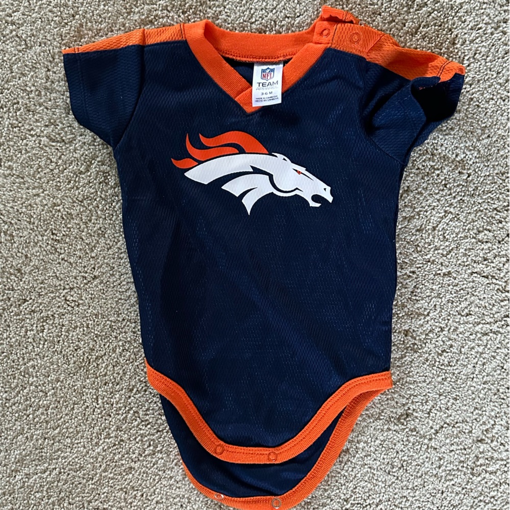 Broncos baby jersey
